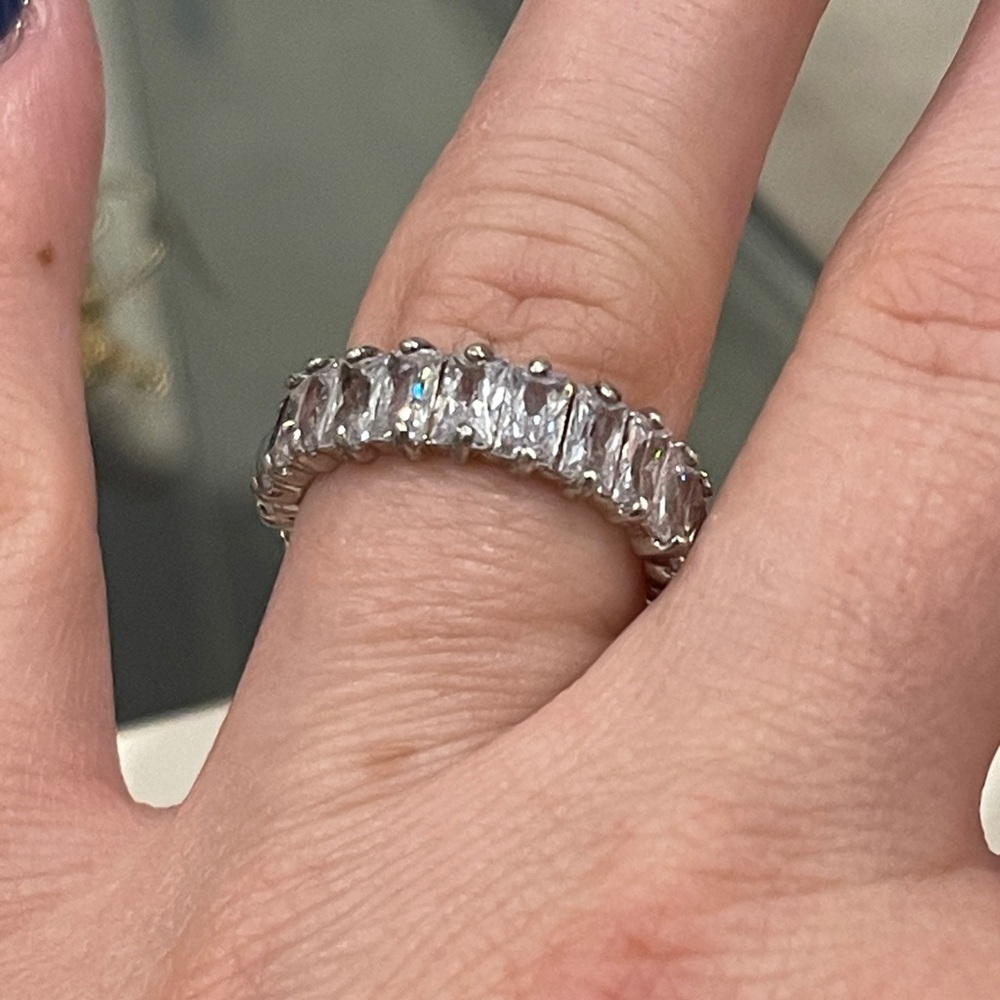 Elegant Silver Band Ring with CZ